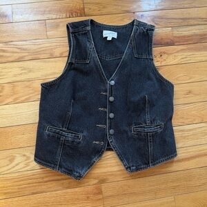 Target Universal Threads Black Jean Vest Size 14